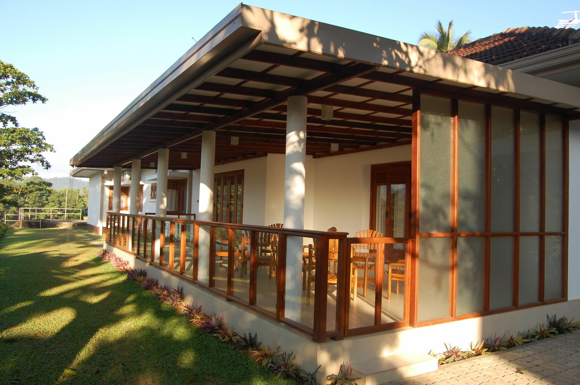 Serene Villa Ратнапура Екстериор снимка